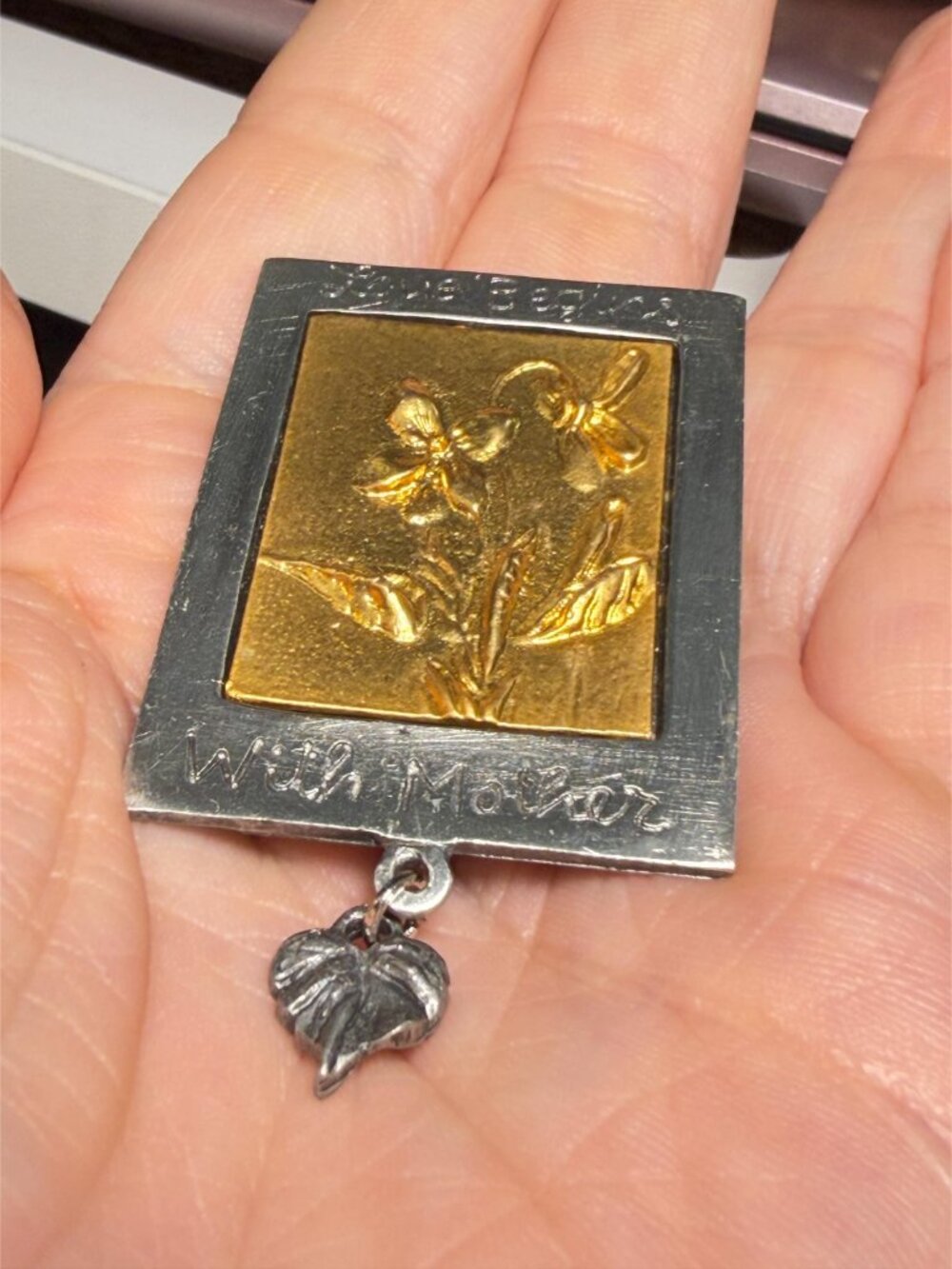 Marjolein Bastin Mother Brooch Vintage Love Begins With Mother Dangle - Picture 7 of 7